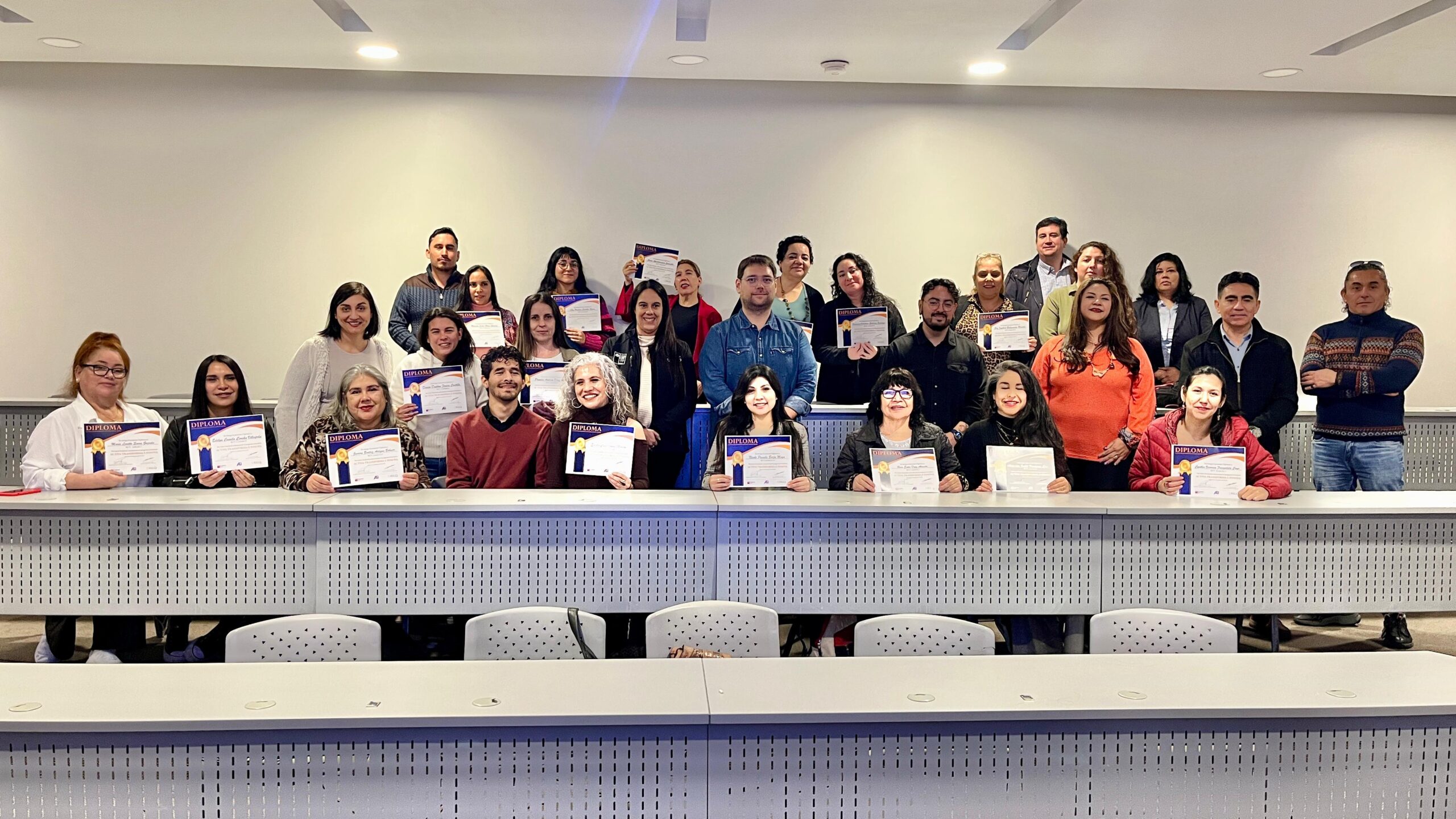 Certifican a más de 40 empresas lideradas por mujeres en Antofagasta y Calama con el programa “Activa, Transforma e Innova”